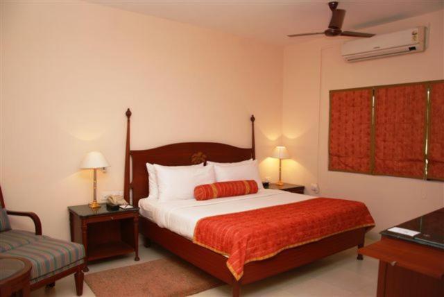 The Lalit Traveller Khajuraho Hotel Ngoại thất bức ảnh