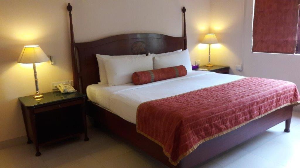 The Lalit Traveller Khajuraho Hotel Ngoại thất bức ảnh