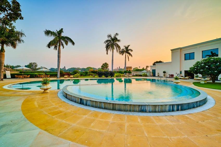 The Lalit Traveller Khajuraho Hotel Ngoại thất bức ảnh