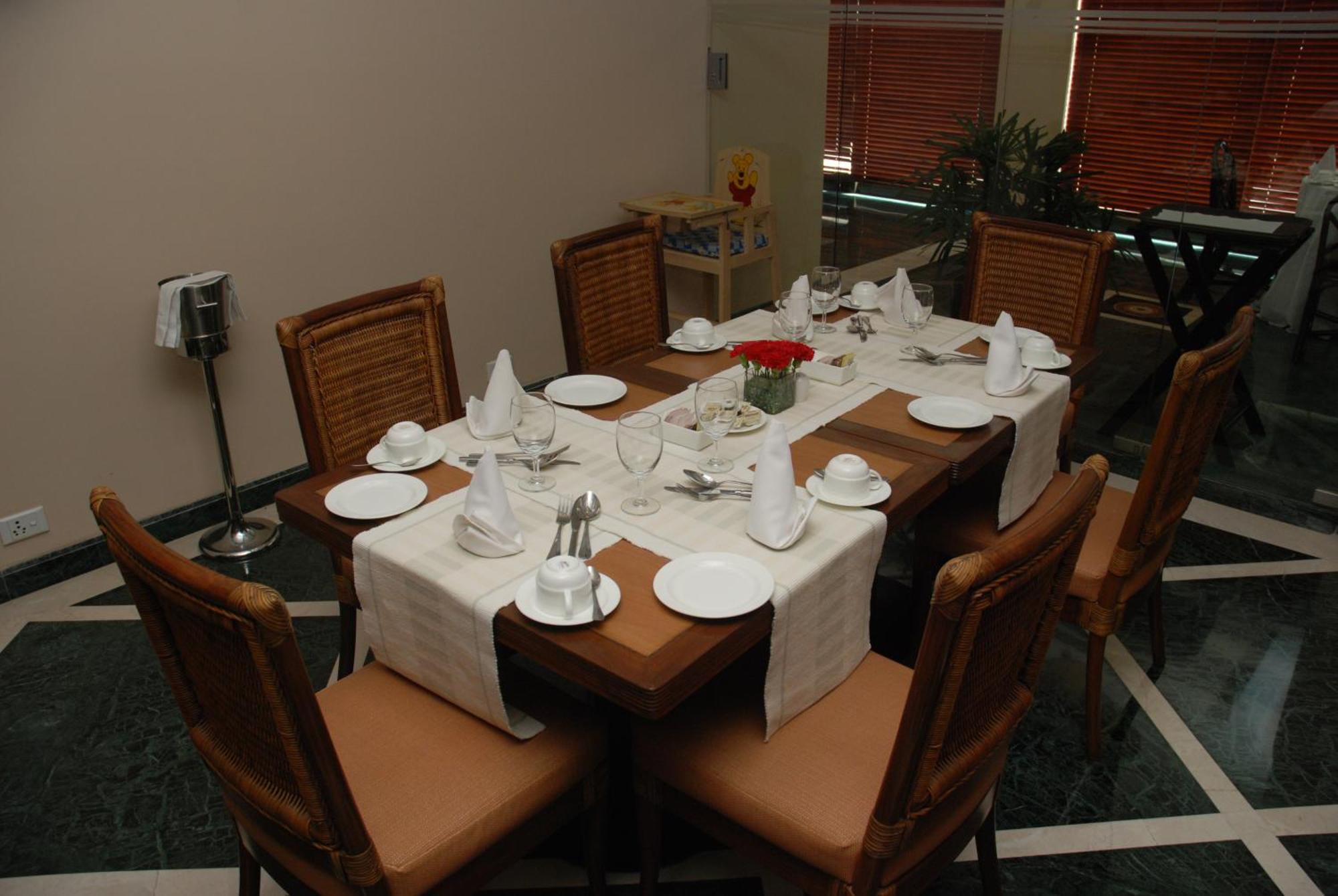 The Lalit Traveller Khajuraho Hotel Ngoại thất bức ảnh